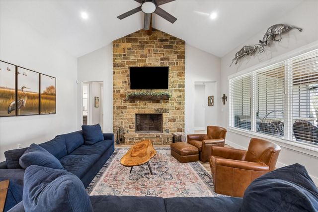 1058 Fm 1890, Columbus, TX 78934