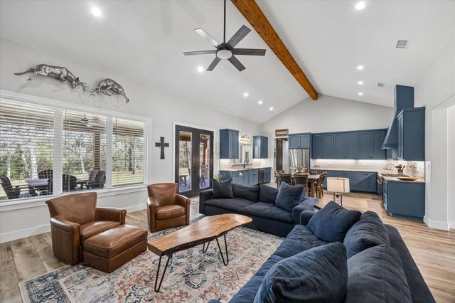 1058 Fm 1890, Columbus, TX 78934