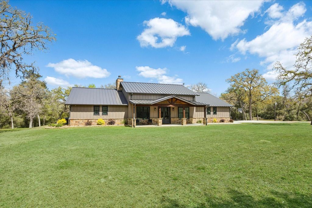 1058 Fm 1890, Columbus, TX 78934