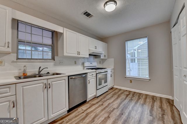 2115 Glynmoore Drive, Lawrenceville, GA 30043