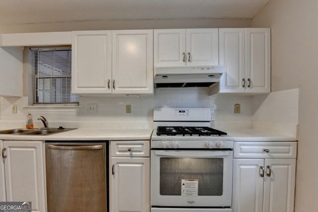 2115 Glynmoore Drive, Lawrenceville, GA 30043