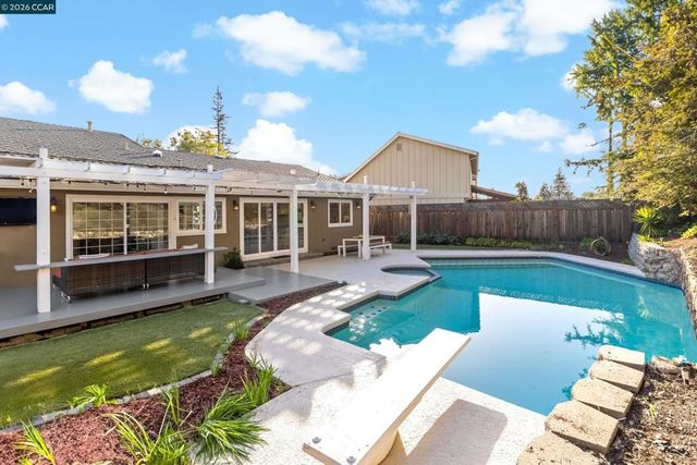 3624 Springer Ct, Walnut Creek, CA 94598