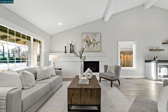 3624 Springer Ct, Walnut Creek, CA 94598