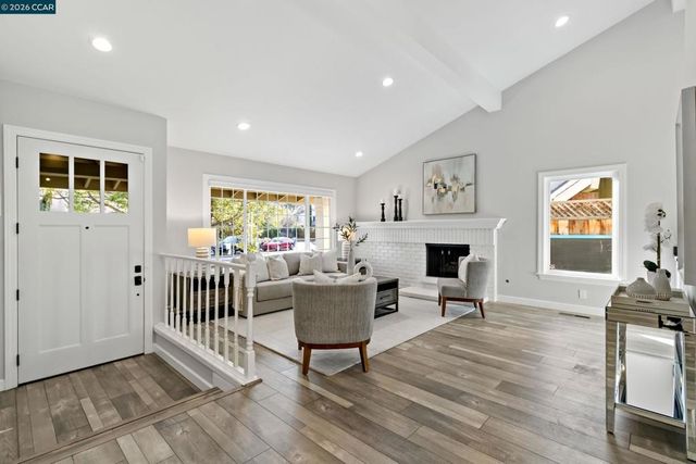 3624 Springer Ct, Walnut Creek, CA 94598