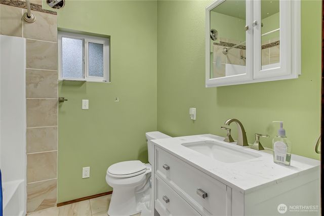 26319 70th Avenue E, Graham, WA 98338