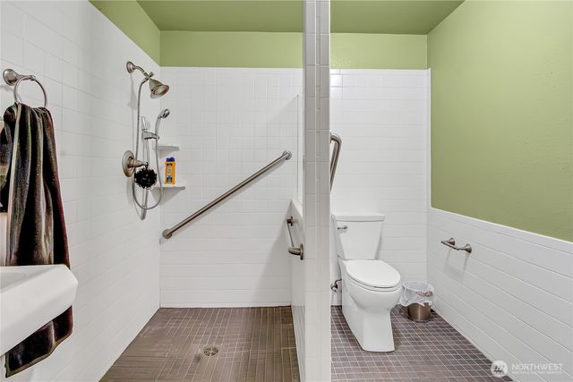 26319 70th Avenue E, Graham, WA 98338
