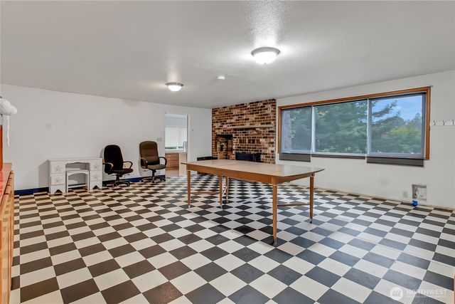 26319 70th Avenue E, Graham, WA 98338