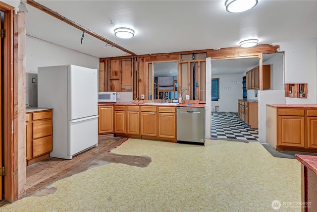 26319 70th Avenue E, Graham, WA 98338