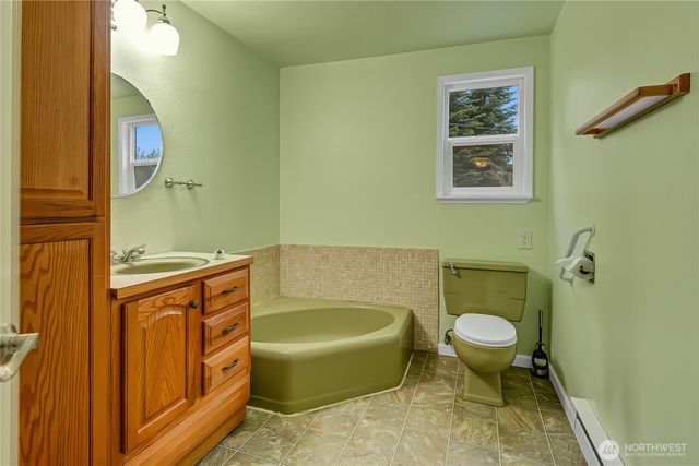 26319 70th Avenue E, Graham, WA 98338