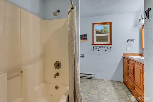 26319 70th Avenue E, Graham, WA 98338
