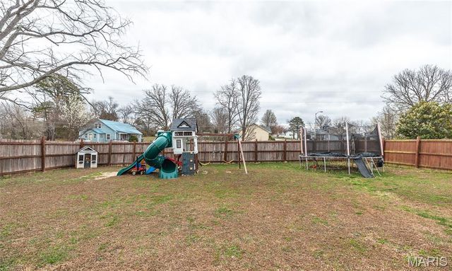 2 Magnolia Drive, Salem, MO 65560