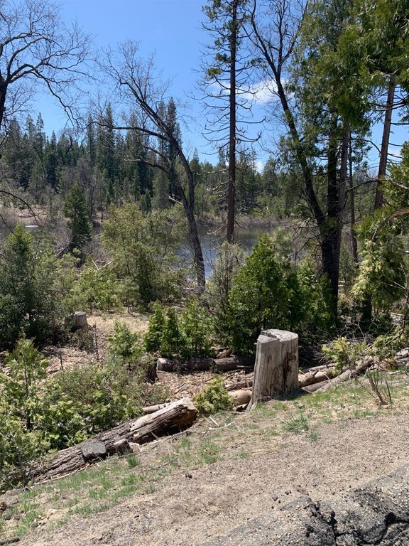 Image 4 of property listing at 0 Auberry Road, Auberry, CA 93602