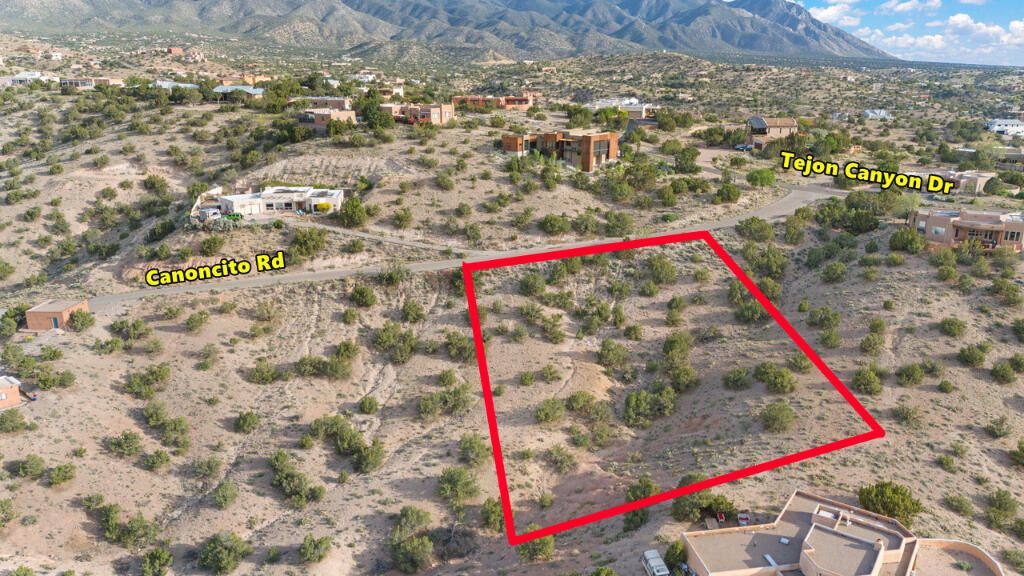 7 Canoncito Road, Placitas, NM 87043