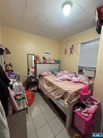 552 River Street, Paterson, NJ 07524