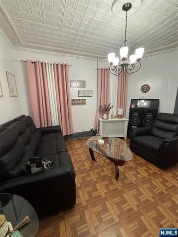 552 River Street, Paterson, NJ 07524