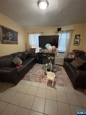 552 River Street, Paterson, NJ 07524
