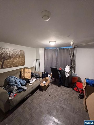 552 River Street, Paterson, NJ 07524