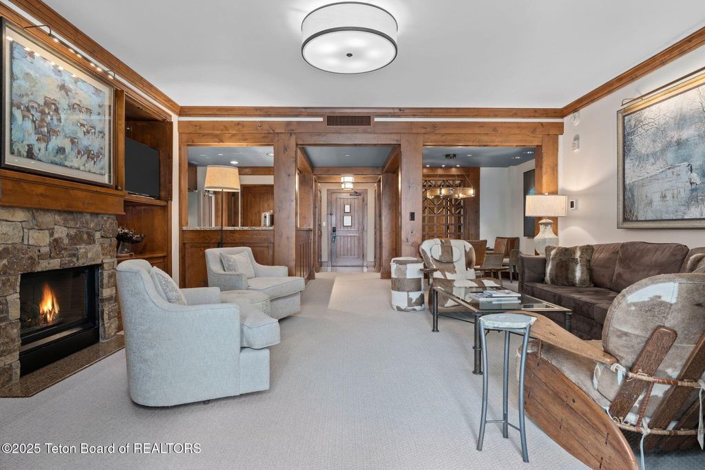 7680 N GRANITE LOOP Road 556, Teton Village, WY 83025