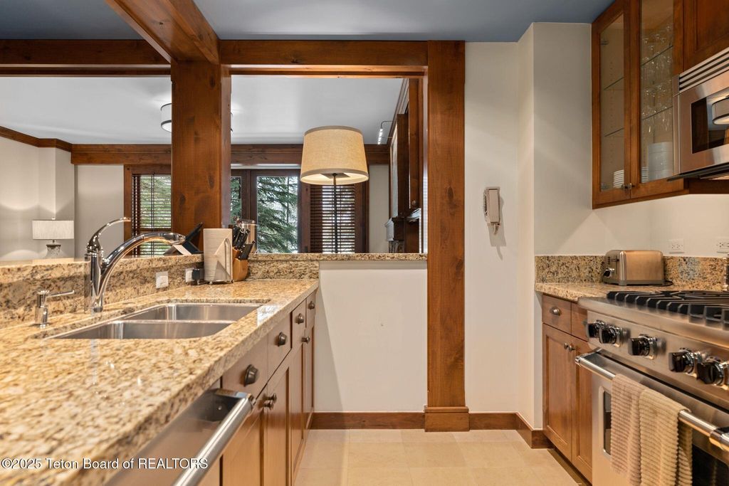 7680 N GRANITE LOOP Road 556, Teton Village, WY 83025 photo 12