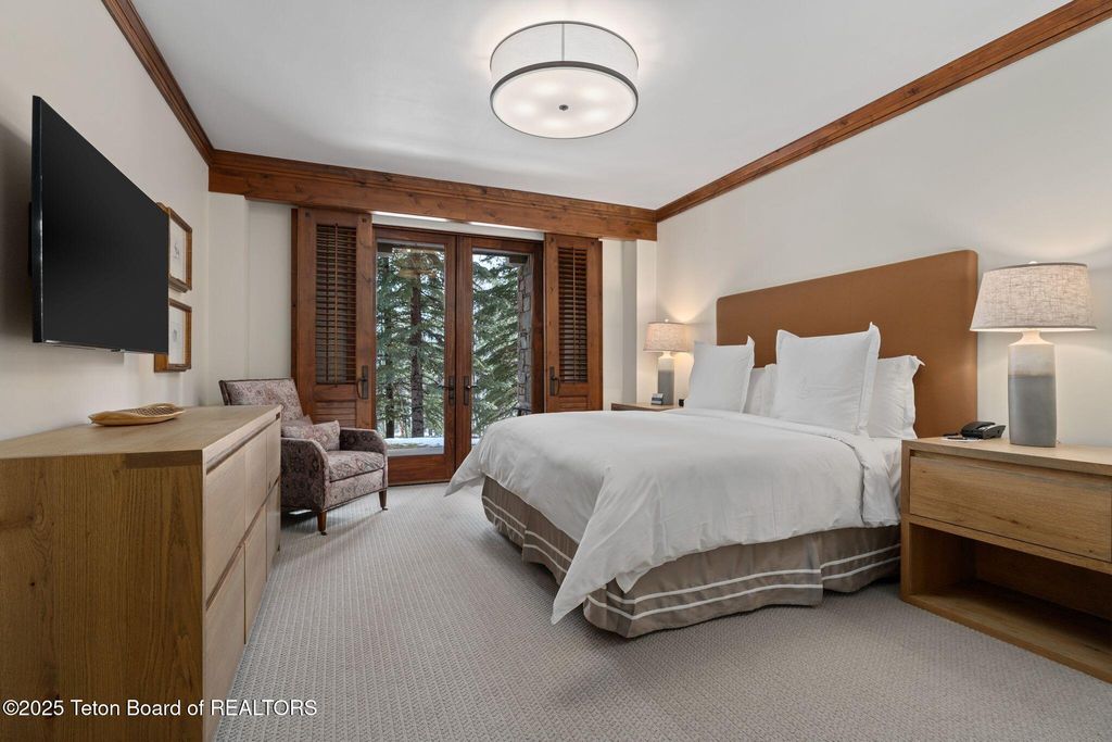 7680 N GRANITE LOOP Road 556, Teton Village, WY 83025 photo 17