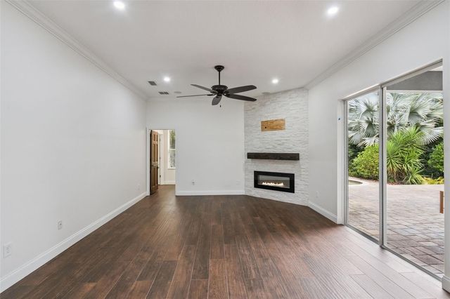 833 ROCK CREEK STREET, Apopka, FL 32712