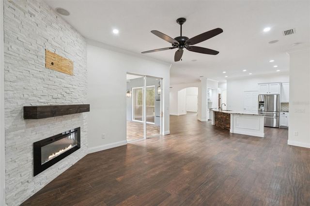 833 ROCK CREEK STREET, Apopka, FL 32712