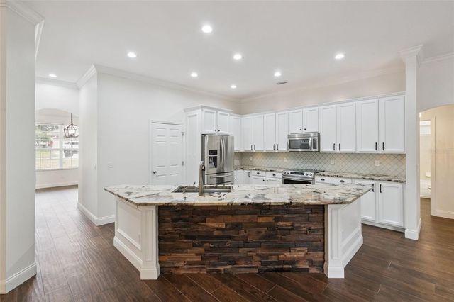 833 ROCK CREEK STREET, Apopka, FL 32712