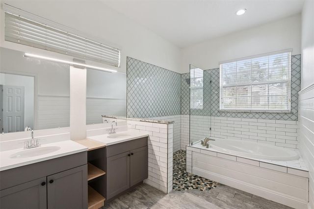 833 ROCK CREEK STREET, Apopka, FL 32712