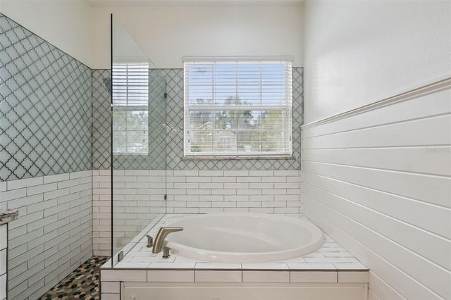 833 ROCK CREEK STREET, Apopka, FL 32712