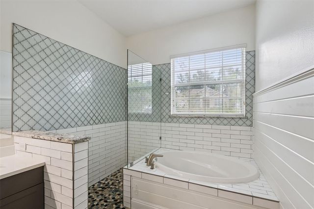 833 ROCK CREEK STREET, Apopka, FL 32712