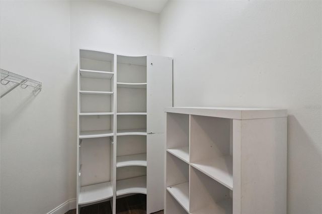 833 ROCK CREEK STREET, Apopka, FL 32712