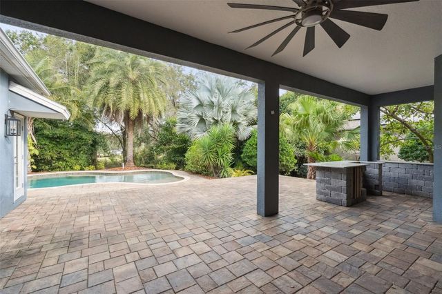 833 ROCK CREEK STREET, Apopka, FL 32712