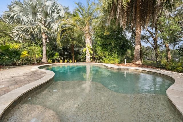 833 ROCK CREEK STREET, Apopka, FL 32712