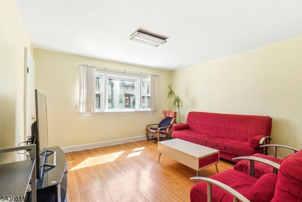 164 Hopkins Ave, Jersey City, NJ 07306 — photo 2