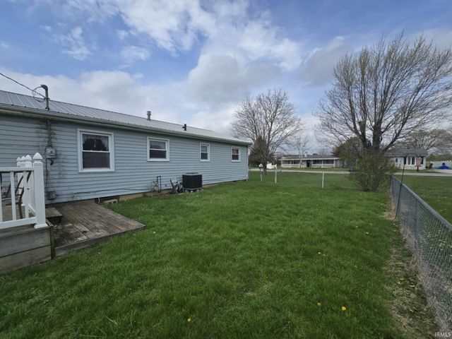 619 W 9TH Street, Jonesboro, IN 46938