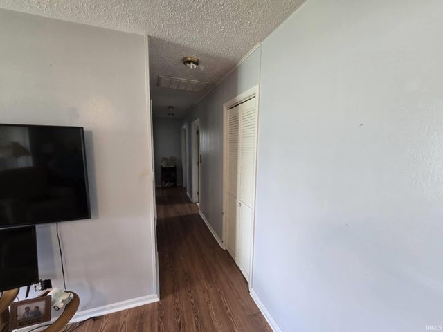 619 W 9TH Street, Jonesboro, IN 46938