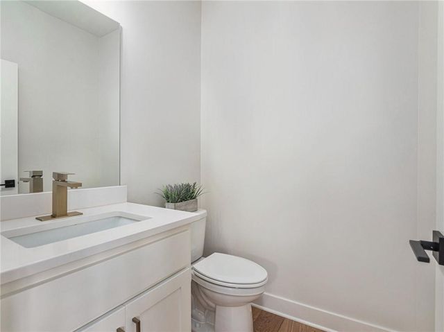 1400 N 157th Lane, Basehor, KS 66007