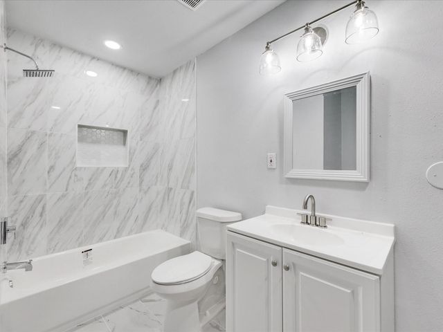 10039 Shadyview Drive, Dallas, TX 75238