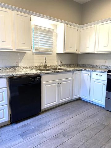 325 W 2nd Street, Edmond, OK 73003