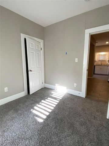 325 W 2nd Street, Edmond, OK 73003