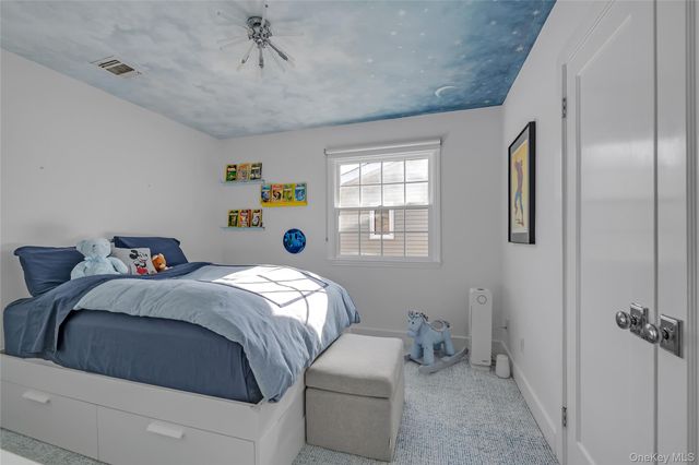 20 Seagull Lane, Port Washington, NY 11050