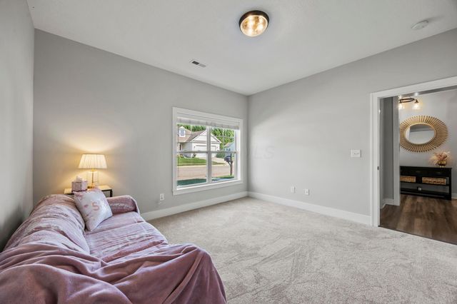 313 Middleburn Street, Johnstown, OH 43031