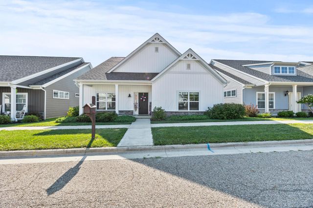 313 Middleburn Street, Johnstown, OH 43031