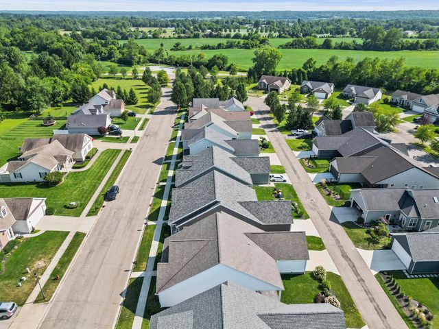 313 Middleburn Street, Johnstown, OH 43031