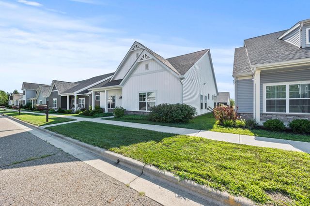 313 Middleburn Street, Johnstown, OH 43031