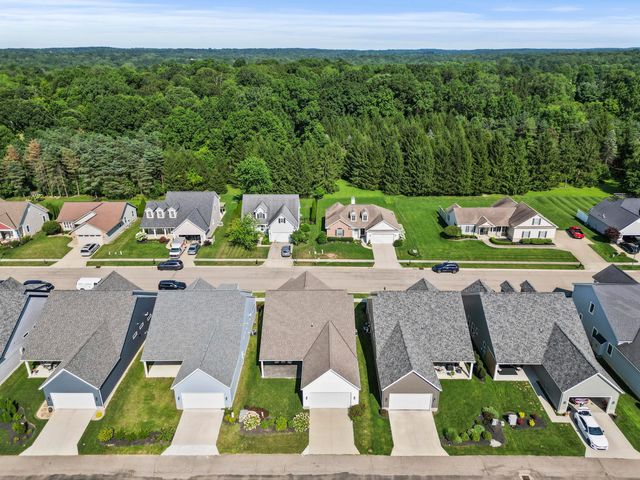 313 Middleburn Street, Johnstown, OH 43031