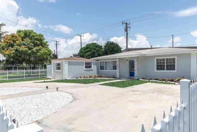 935 NE 164th Street, North Miami Beach, FL 33162