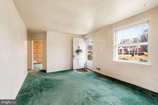 3737 SYLVAN DR, Gwynn Oak, MD 21207