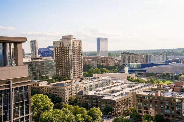 400 W Peachtree Street NW 2006, Atlanta, GA 30308