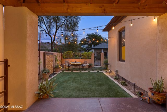 230 S Herbert Avenue, Tucson, AZ 85701